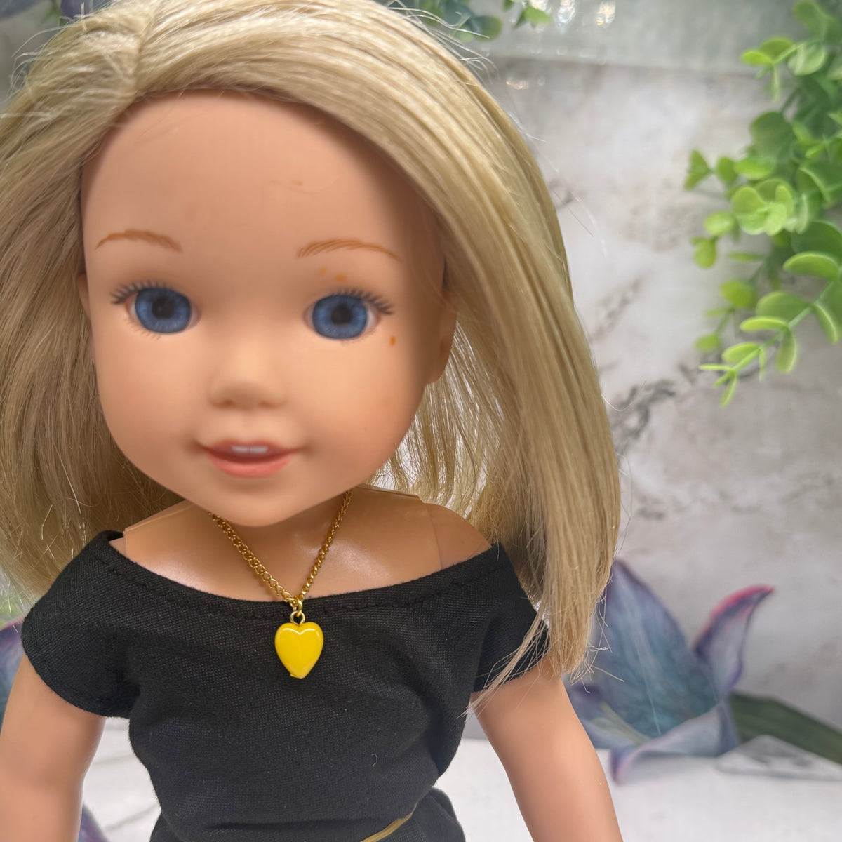 ✨ Handmade Doll Jewelry Designed to Fit popular 14 Inch Fashion Dolls: add a stylish touch to your favorite doll!✨

Yellow Heart Charm Gold Chain Doll Necklace