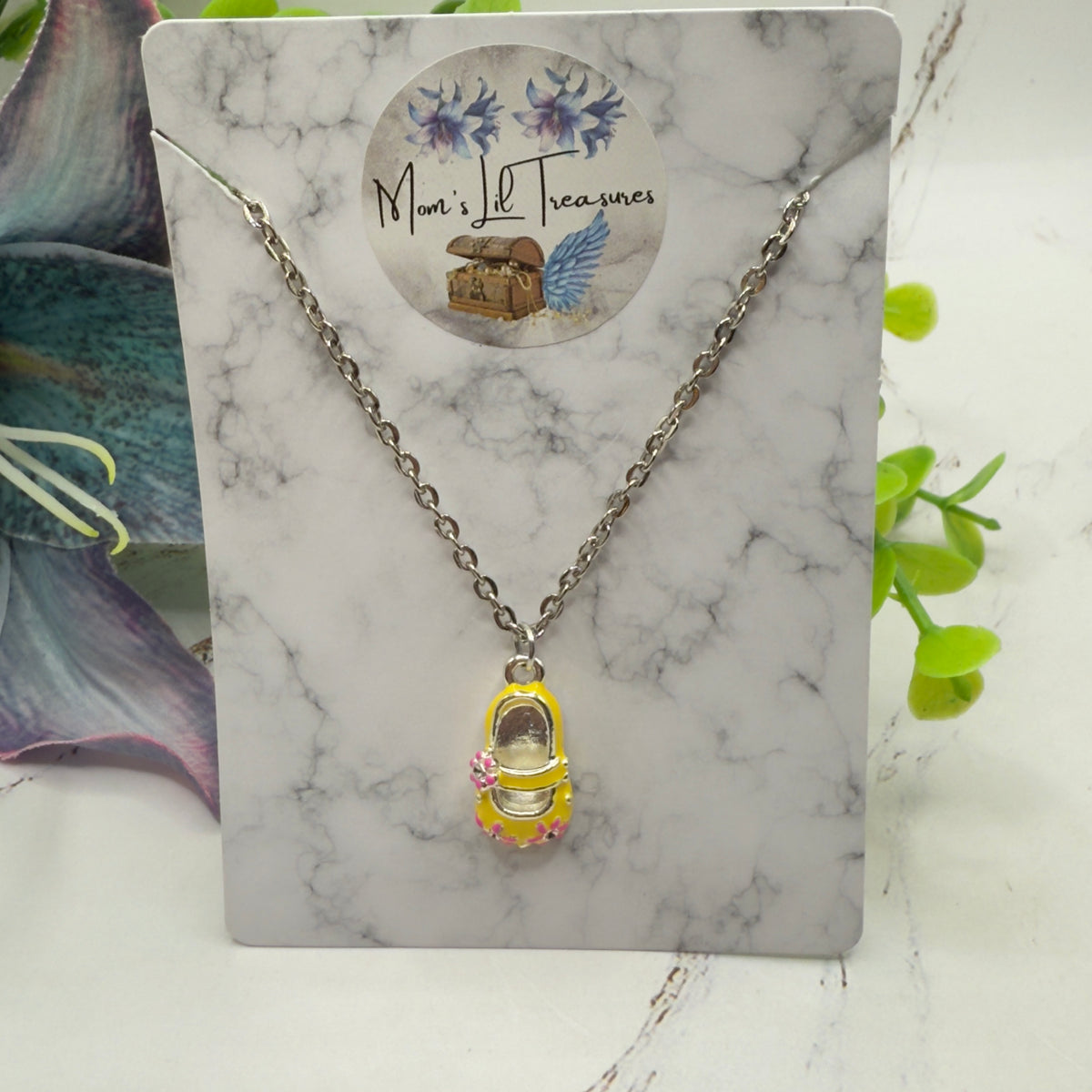 ✨Handmade Doll Jewelry Designed to Fit popular 18 Inch Fashion Dolls: add a stylish touch to your favorite doll!✨

Yellow Marie Jane Shoe Charm w/ Pink Flowers Doll Necklace
