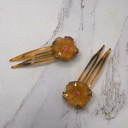 Handmade Doll Accessories Designed to Fit popular 14-18 inch Fashion Dolls: add a stylish touch to your favorite doll! Yellow Orange Peach Color Plastic Flower Design with red/orange rhinestone center accents and Gold Filigree design backing Doll Hair Combs.